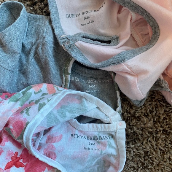 Burts bees 24mo rompers - Picture 2 of 3